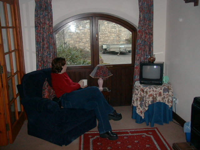 agf00028.jpg (73134 bytes)