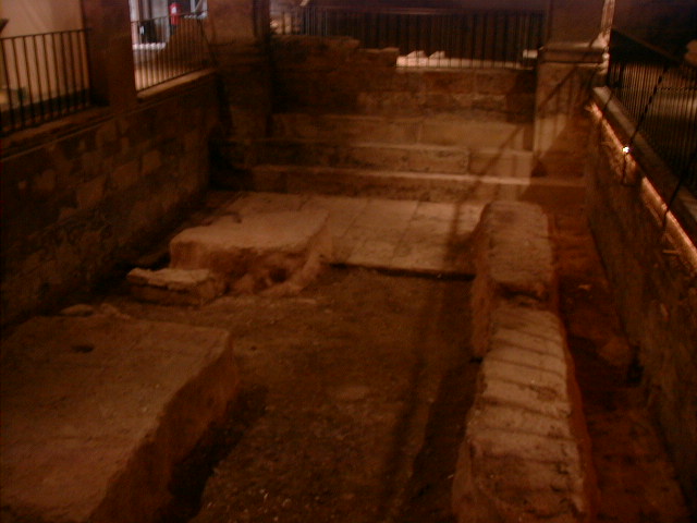 agf00085.jpg (68799 bytes)