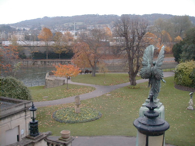 agf00111.jpg (77896 bytes)